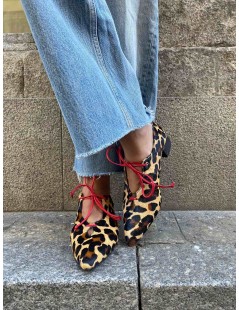 Zapato mujer pelo potro animal print