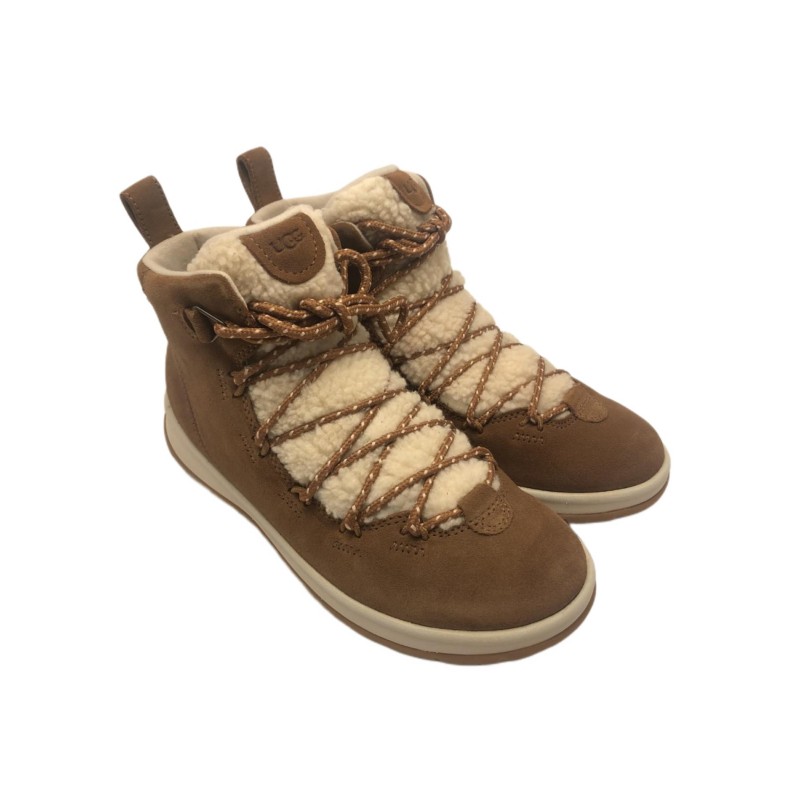 Bota UGG impermeable cuero