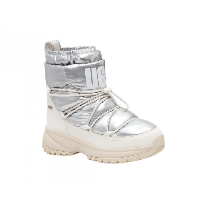 Bota UGG impermeable plata