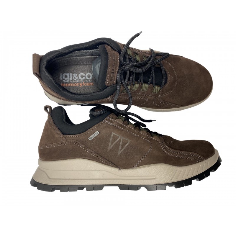 Deportivo nobuck Gore-Tex...